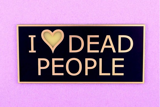 I Heart Dead People Pin